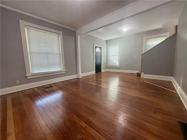 $360,000 | 920 West 42nd Street, Kansas City, MO 64111