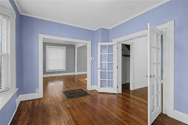 $290,000 | 920 West 42nd Street, Kansas City, MO 64111