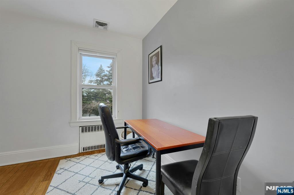 61 Hillside Avenue Cresskill, NJ 07626 - Photo 15 of 19