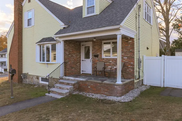 $450,000 | 509 Kelley Street, Manchester, NH 03102