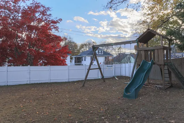 $450,000 | 509 Kelley Street, Manchester, NH 03102