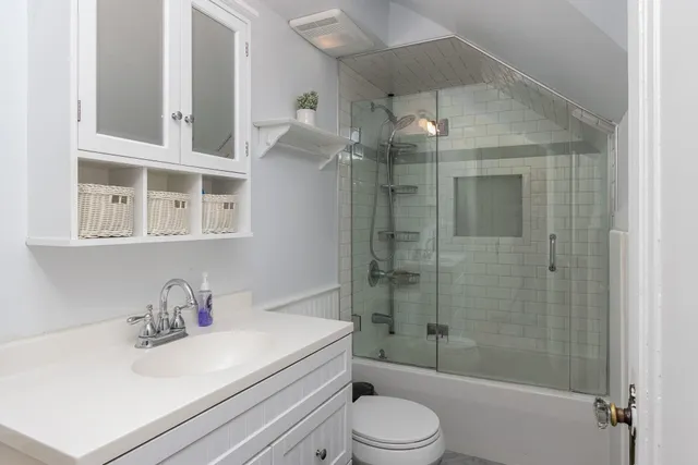 $450,000 | 509 Kelley Street, Manchester, NH 03102