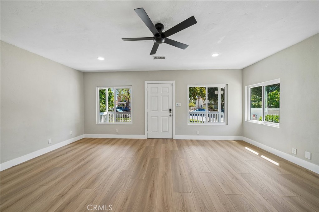 2743 12th Street Riverside, CA 92501 - Photo 13 of 62
