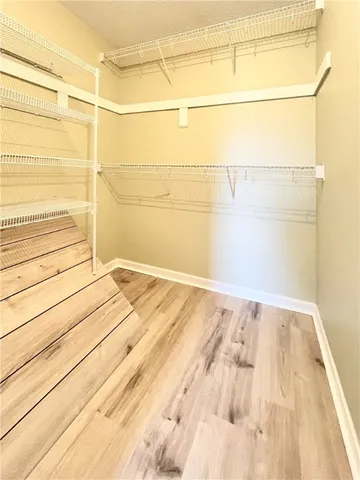 $2,700 | 3 Treetop Drive, Perinton, NY 14450