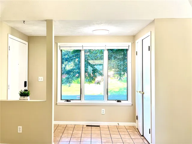 $2,700 | 3 Treetop Drive, Perinton, NY 14450