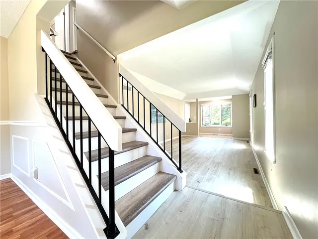 $2,700 | 3 Treetop Drive, Perinton, NY 14450