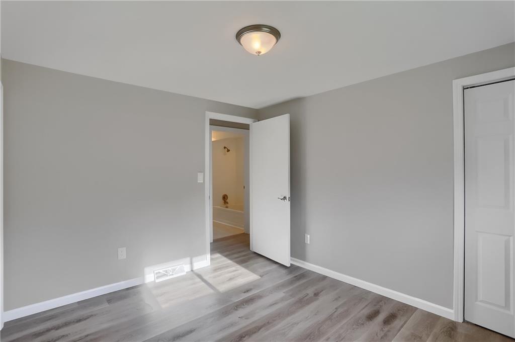 227 Country Club Road Washington, PA 15301 - Photo 16 of 32 Gallery Image 16