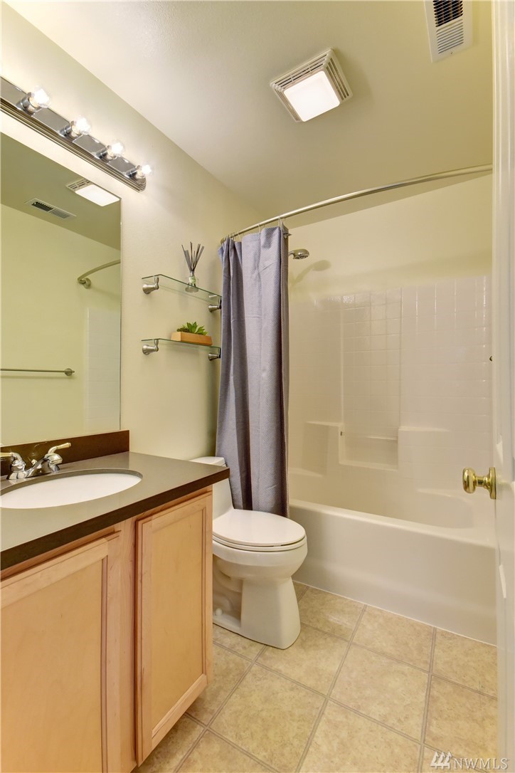 13003 Northeast 182nd Street, Unit B Bothell, WA 98011 - Photo 11 of 18 Gallery Image 11