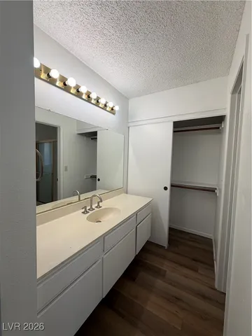 $2,099 | 6301 Copperfield Avenue, Las Vegas, NV 89108