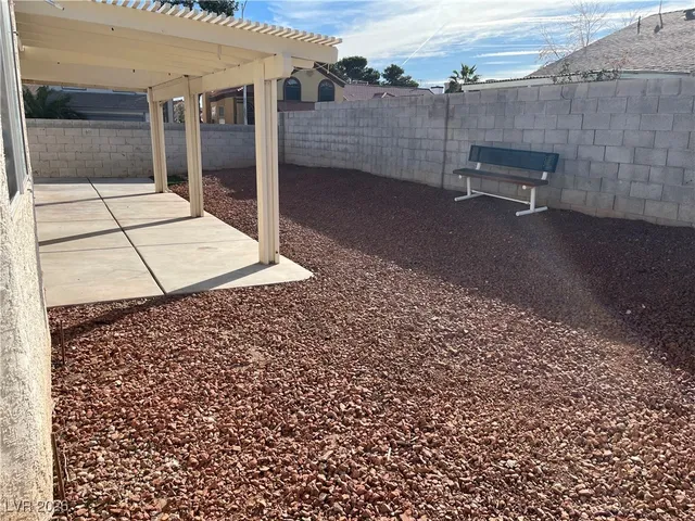 $2,099 | 6301 Copperfield Avenue, Las Vegas, NV 89108
