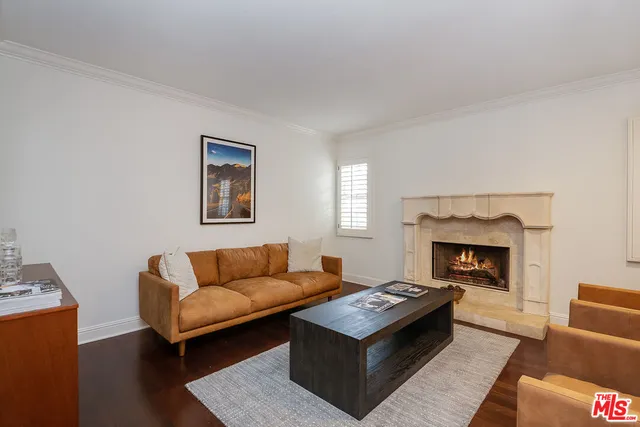 $10,000 | 4419 Clybourn Avenue, Toluca Lake, CA 91602