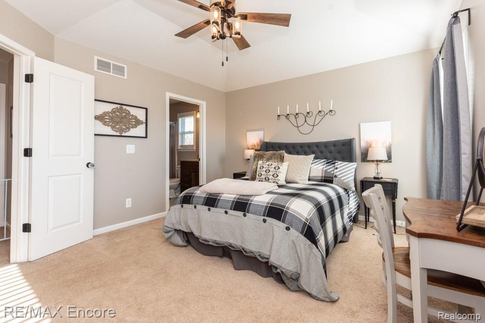 2739 Clivedon Road Howell, MI 48843 - Photo 24 of 34 2739 Clivedon RE Photo Pros-24.jpg