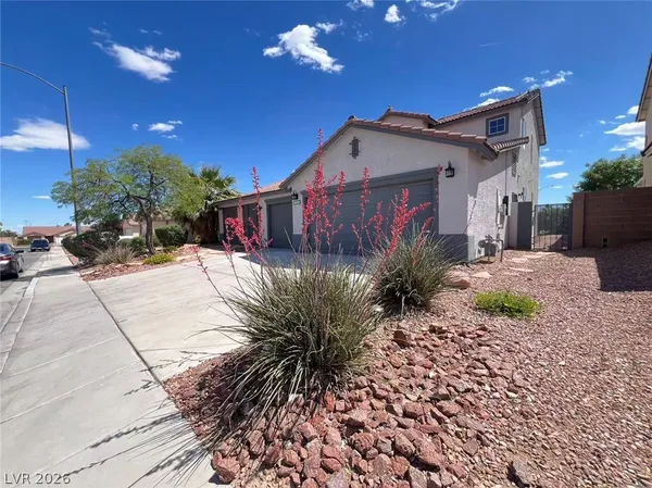 $2,850 | 8061 Petunia Flower Way, Las Vegas, NV 89147