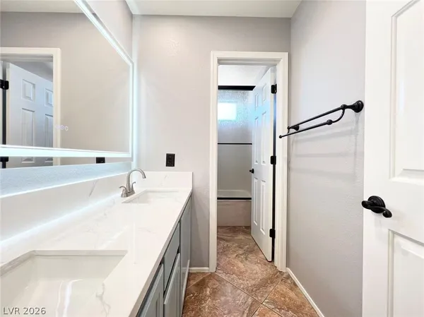 $2,850 | 8061 Petunia Flower Way, Las Vegas, NV 89147