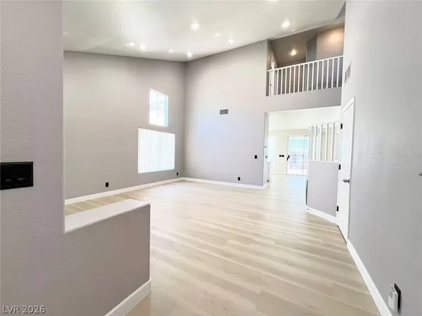 $2,850 | 8061 Petunia Flower Way, Las Vegas, NV 89147