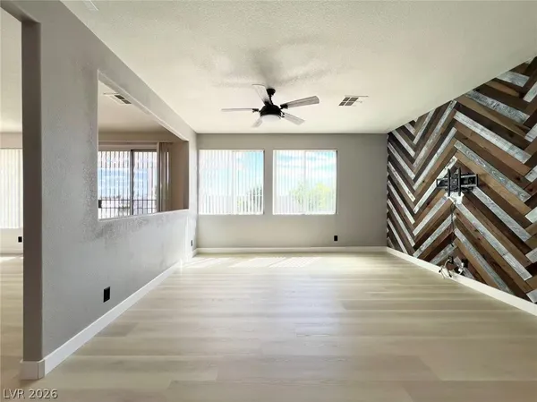 $2,850 | 8061 Petunia Flower Way, Las Vegas, NV 89147