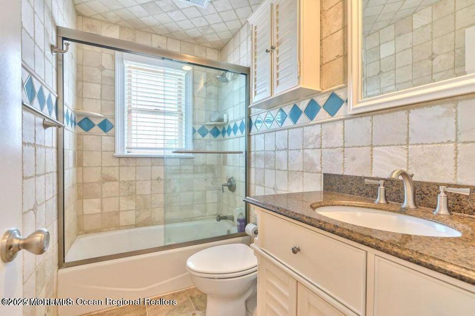 10 4th Avenue, Unit 102 Seaside Heights, NJ 08751 - Photo 19 of 20 2nd floor full bath
