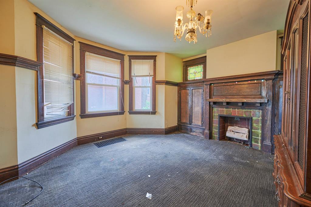 2044 Brownsville Road Pittsburgh, PA 15210 - Photo 12 of 33