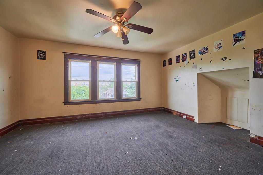 2044 Brownsville Road Pittsburgh, PA 15210 - Photo 28 of 33