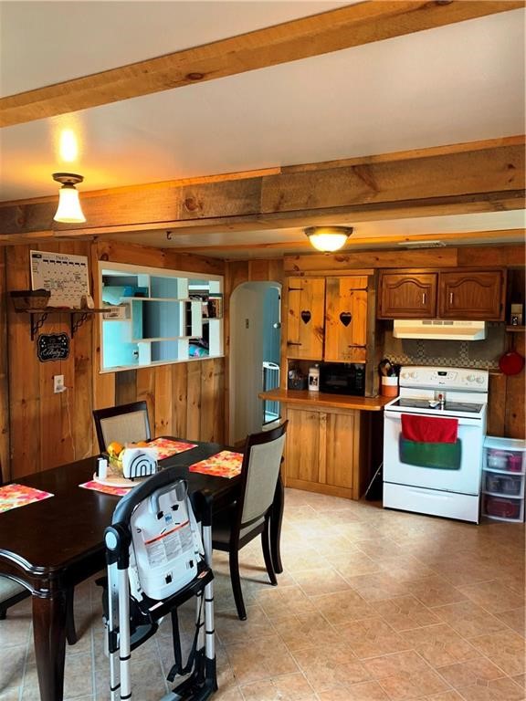 257 Sand Pond Road Warwick, RI 02888 - Photo 8 of 22