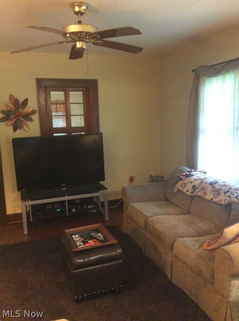 4394 Sunnybrook Road Kent, OH 44240 - Photo 21 of 24 Living room with hardwood floors