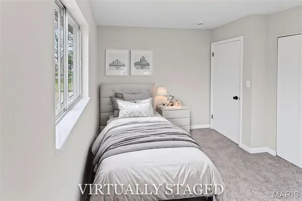 $199,900 | 5808 Dogwood Lane, Godfrey, IL 62035