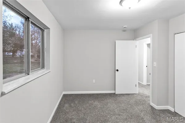 $199,900 | 5808 Dogwood Lane, Godfrey, IL 62035