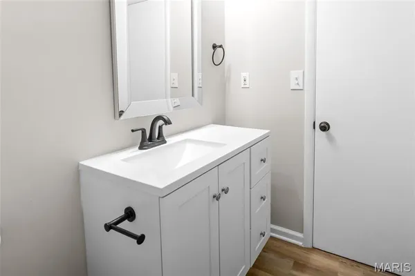 $199,900 | 5808 Dogwood Lane, Godfrey, IL 62035