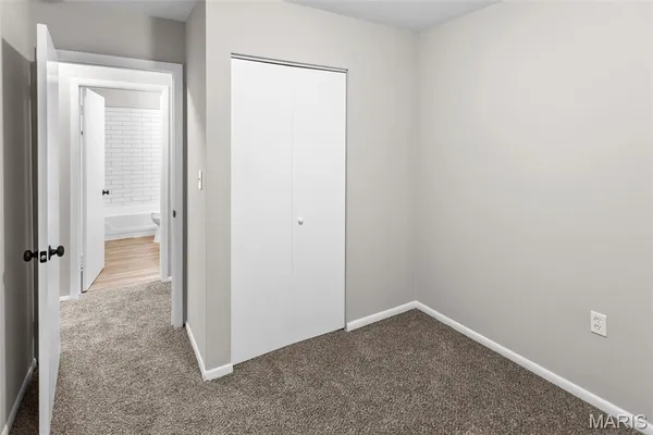 $199,900 | 5808 Dogwood Lane, Godfrey, IL 62035