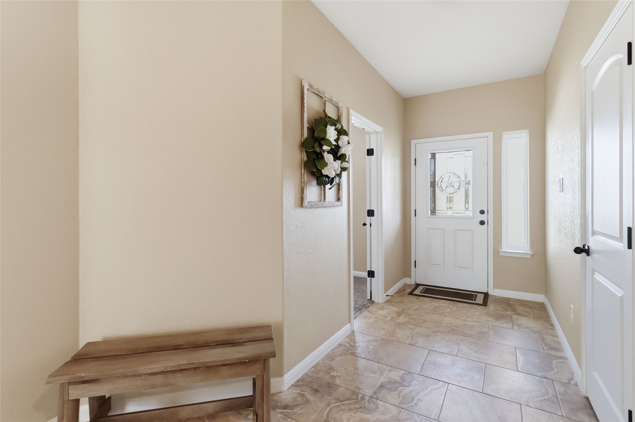 285 Hummingbird Way Martindale, TX 78655 - Photo 28 of 40 a view of a hallway with closet