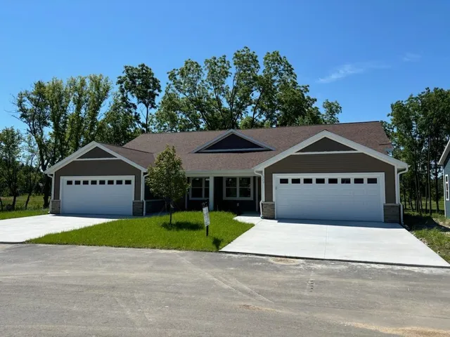 $374,900 | 301 Edenview, Eden, WI 53019