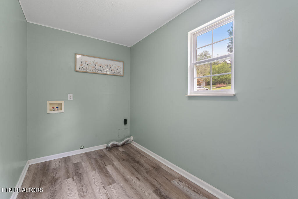 8301 Encounter Trail Powell, TN 37849 - Photo 29 of 40 Laundry Room