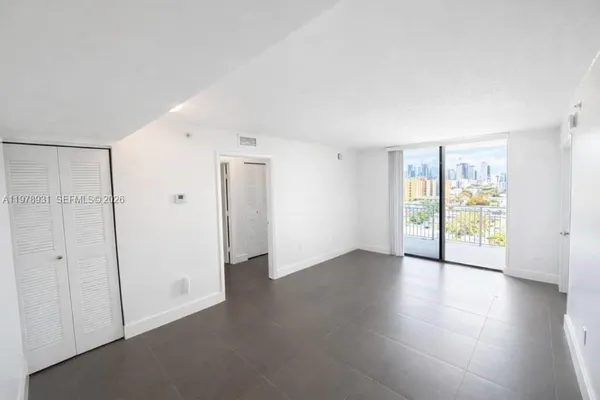 $2,350 | 219 Northwest 12th Avenue, Unit 1002, Miami, FL 33128
