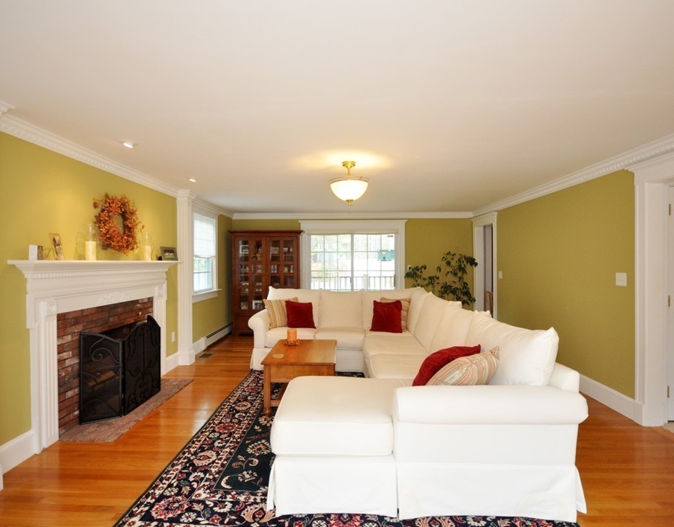 353 Hayward Mill Road Concord, MA 01742 - Photo 18 of 21 Gallery Image 18