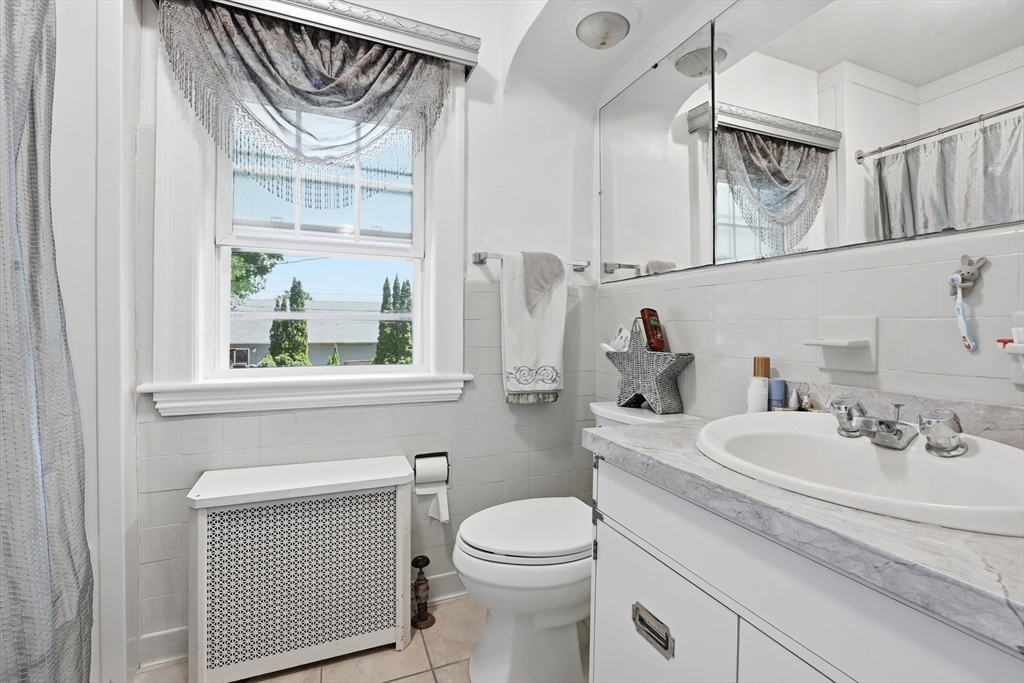 32 Terrace Drive Worcester, MA 01609 - Photo 20 of 42