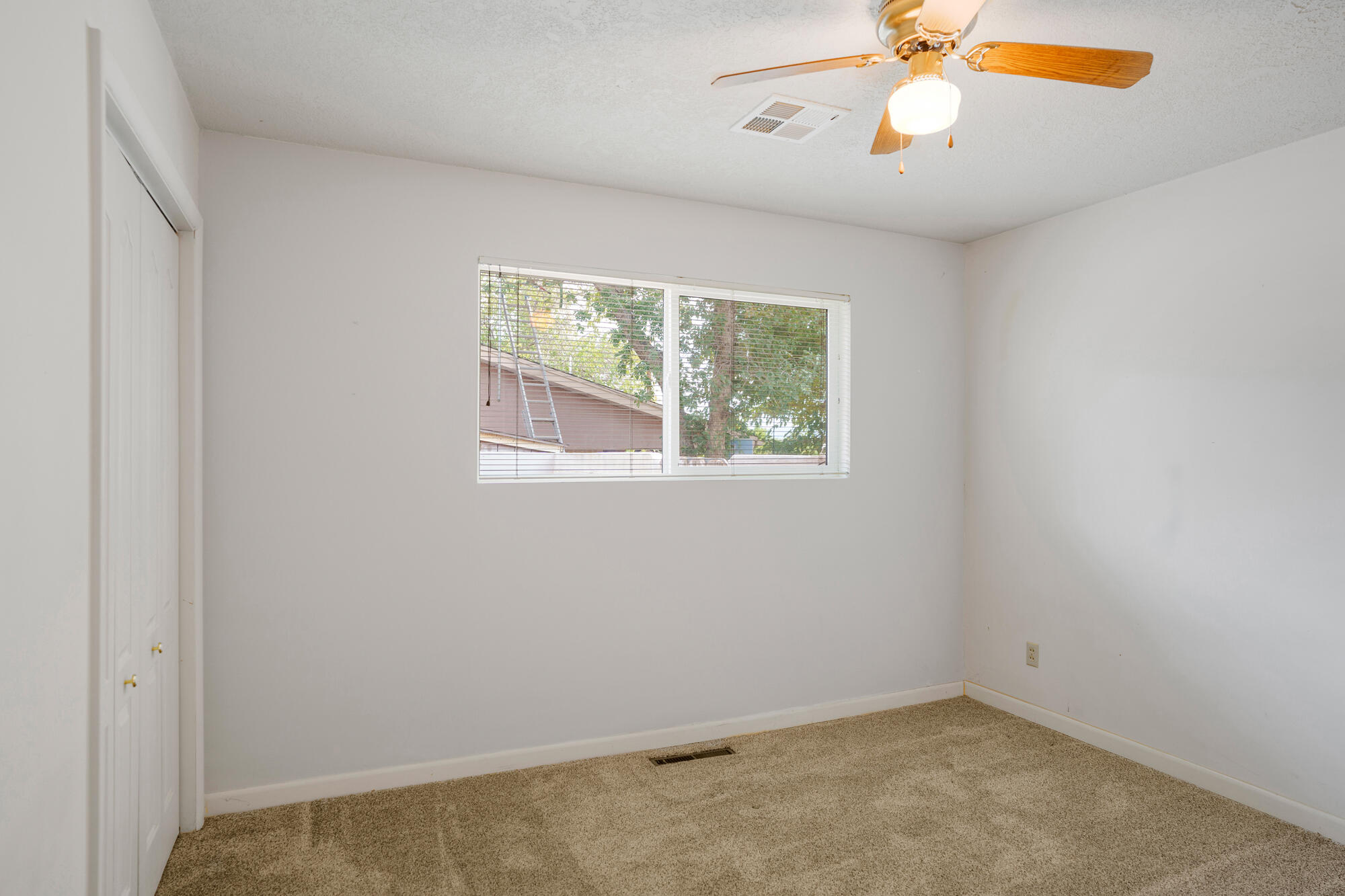 316 Diagonal Street St. George, UT 84770 - Photo 17 of 31 DSC06214