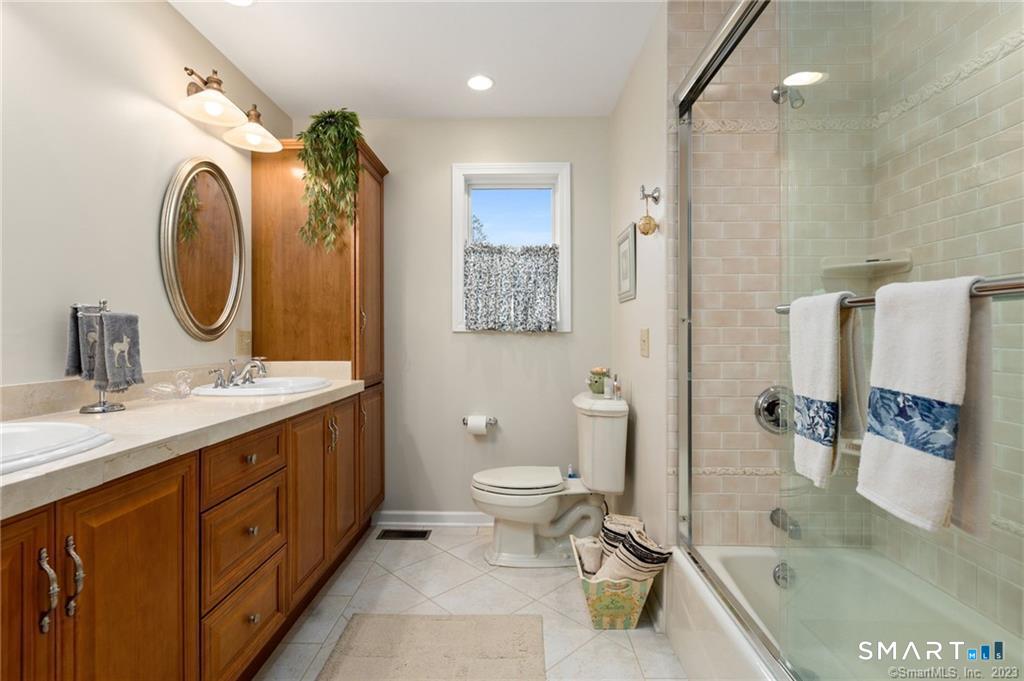4 Eastview Road New Fairfield, CT 06812 - Photo 13 of 31