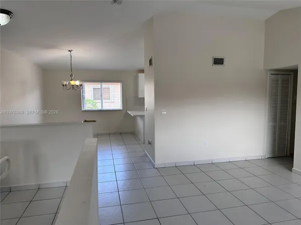 $2,950 | 17354 Northwest 74th Avenue, Unit 202, Hialeah, FL 33015