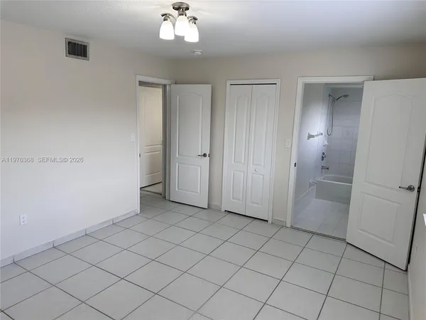 $2,950 | 17354 Northwest 74th Avenue, Unit 202, Hialeah, FL 33015