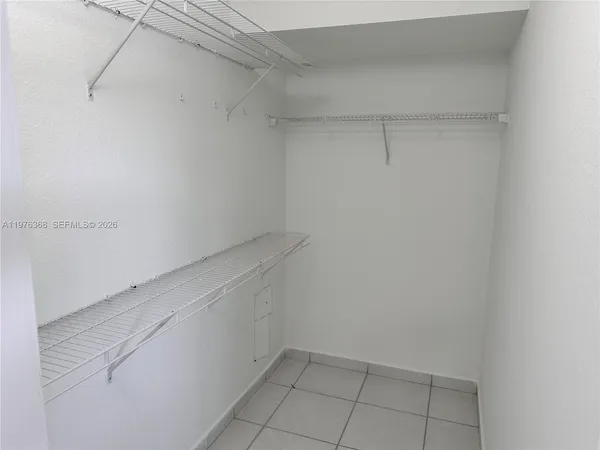 $2,950 | 17354 Northwest 74th Avenue, Unit 202, Hialeah, FL 33015