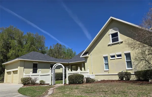 $3,400 | 6714 Southwest 40 Terrace, Gainesville, FL 32608