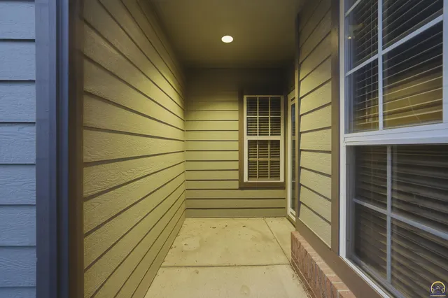 $250,000 | 2828 Kelly Drive, Manhattan, KS 66502