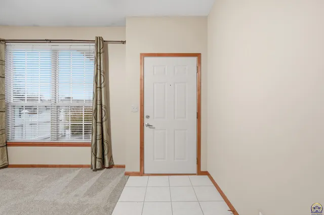 $250,000 | 2828 Kelly Drive, Manhattan, KS 66502