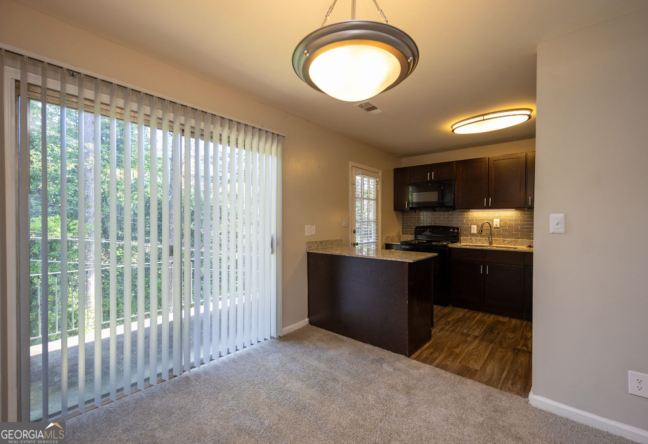 4883 Roswell Road, Unit 6U Atlanta, GA 30342 - Photo 4 of 20 Gallery Image 4