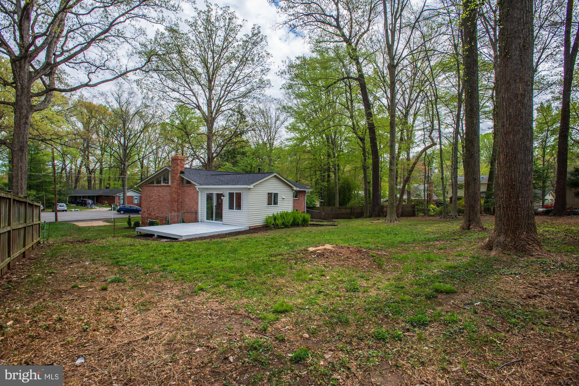 8820 Trafalgar Court Springfield, VA 22151 - Photo 5 of 51 Exterior-Rear