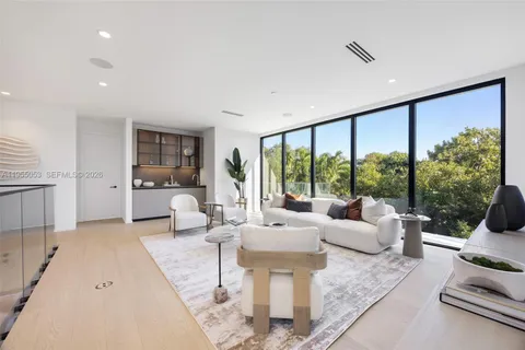 $7,700,000 | 30 Samana Drive, Coconut Grove, FL 33133