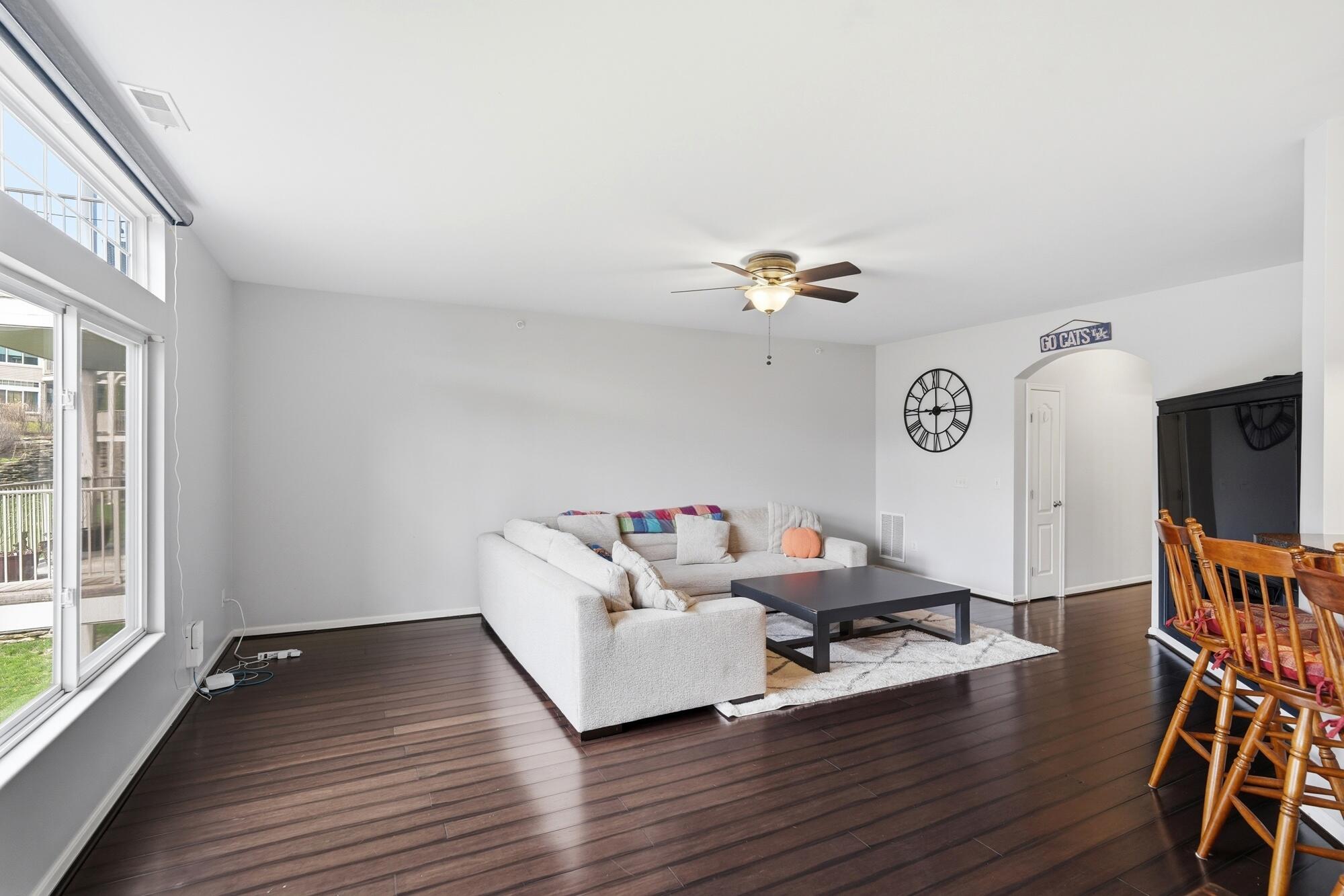 562 Rivers Breeze Drive Covington, KY 41016 - Photo 5 of 36