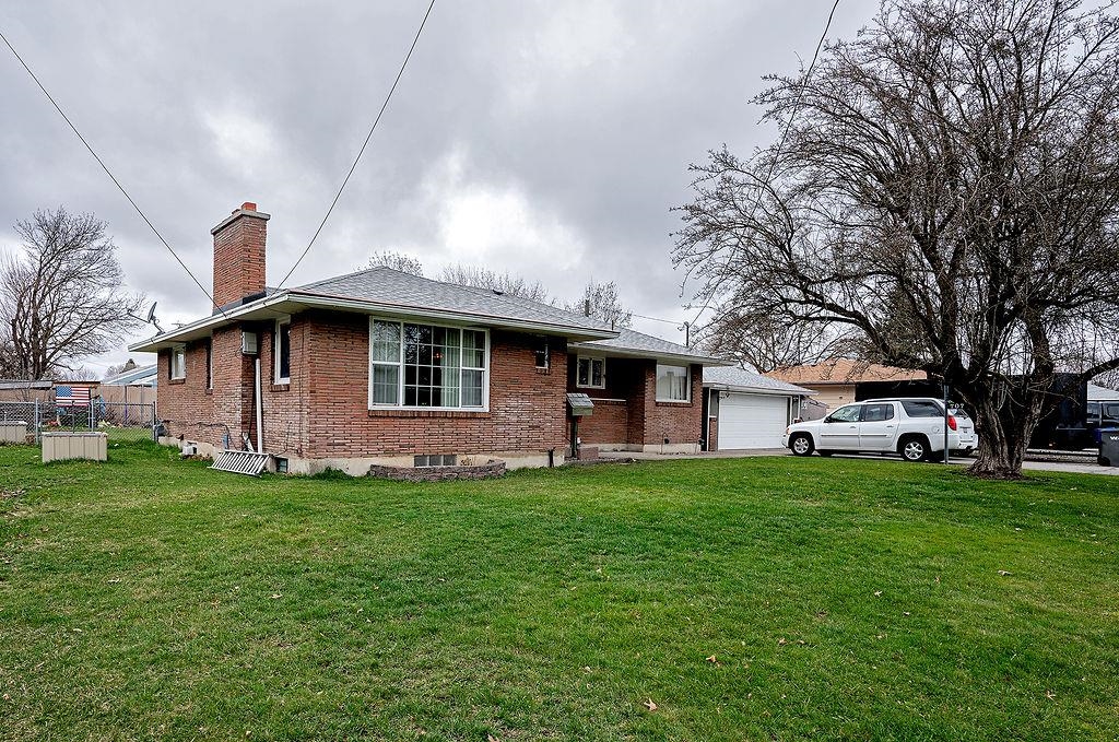 707 North Best Road Spokane Valley, WA 99216 - Photo 3 of 39 Gallery Image 3
