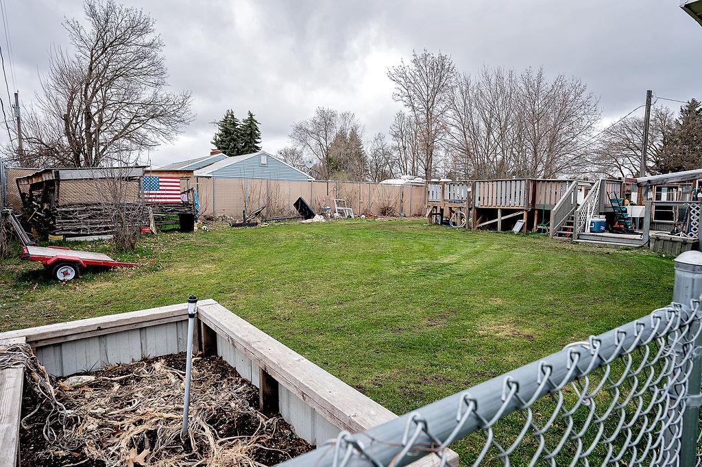 707 North Best Road Spokane Valley, WA 99216 - Photo 5 of 39 Gallery Image 5