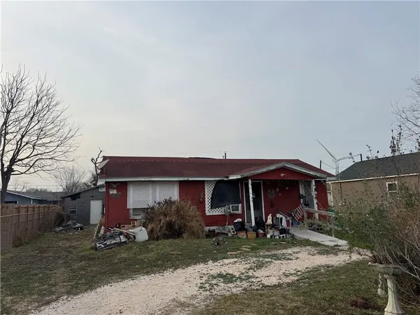 $55,000 | 303 Ave B, Gregory, TX 78374